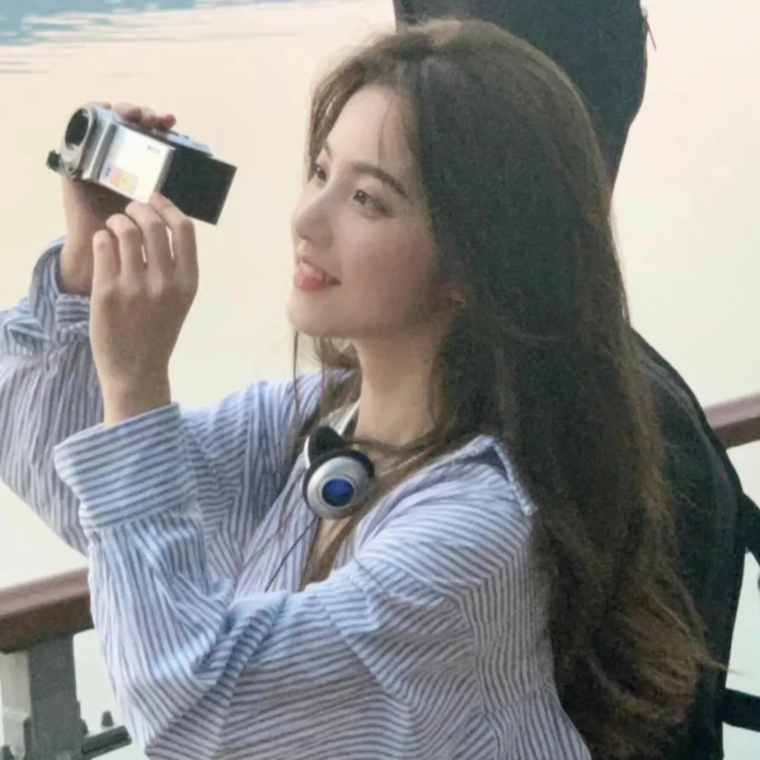 来自普莱恩维尔的女孩